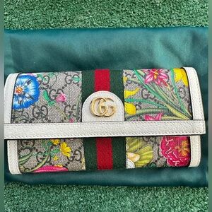 Gucci Wallet White Floral Spring Edition